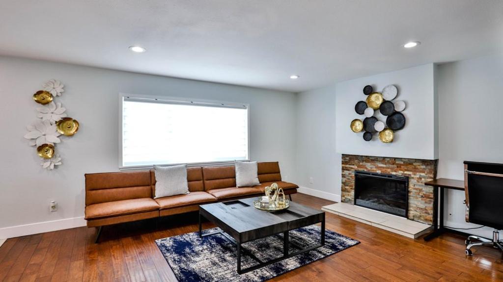 H&H Modern Lux 4Bd 1 King Suite 3 Queen Socal Disney Westminster Eksteriør billede